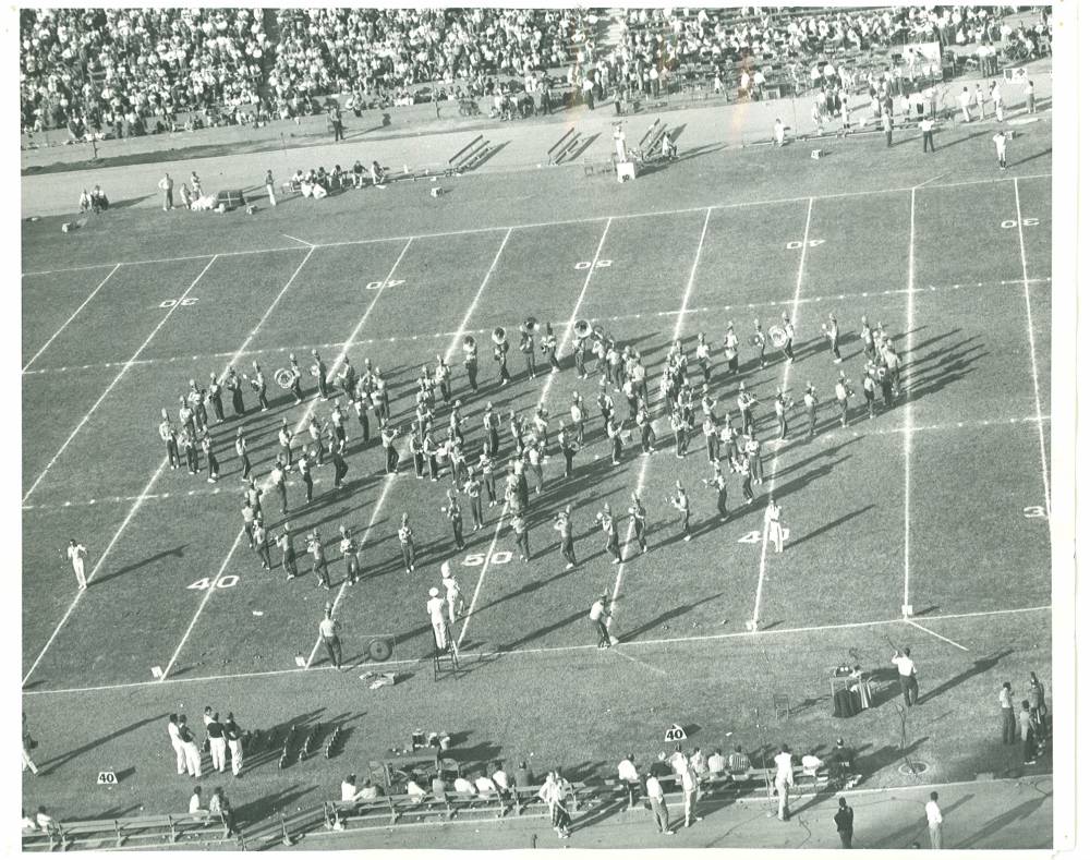 FieldShowOlympicRings