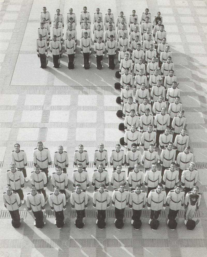 Group photo, Block "C" formation