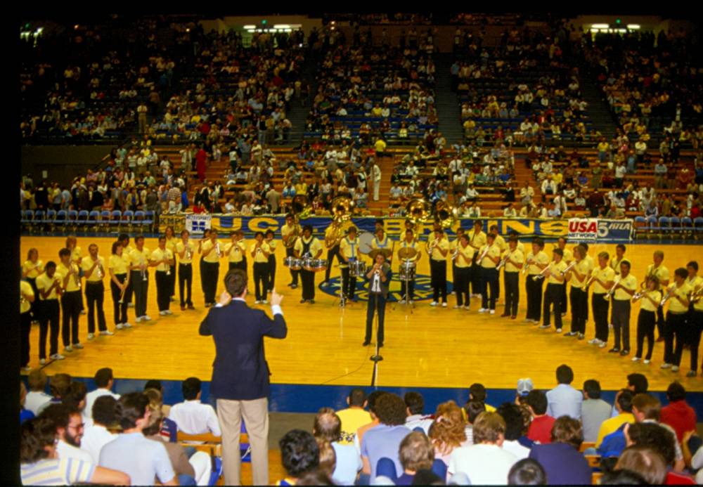 1983-84 - Al Vizzutti at Basketball game 1