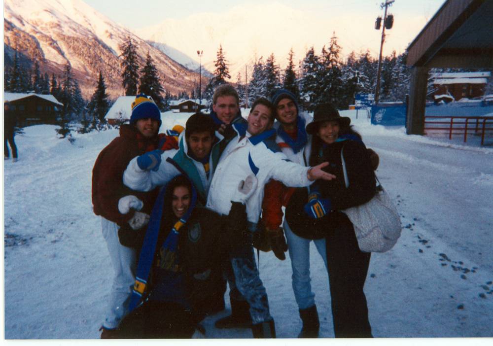 Group photo, 1990 Great Alaska Shootout