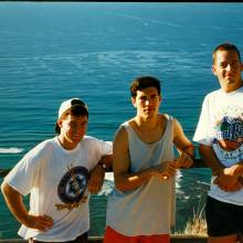 Band members run up to Diamondhead