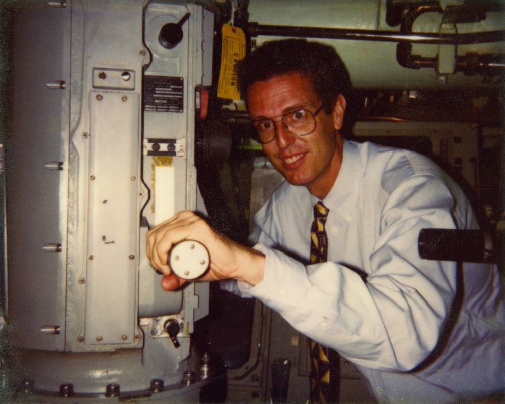 1995 Aloha Bowl Submarine Tour CROP