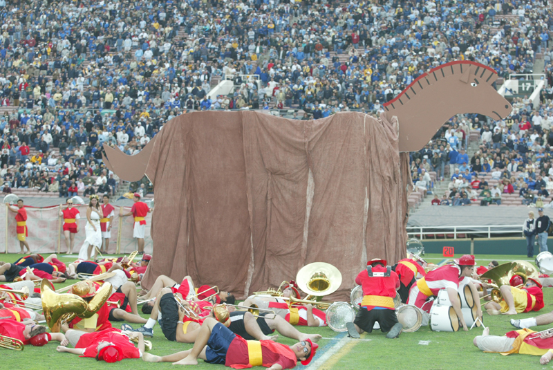 The Trojans all pass out drunk from the celebration, Oregon game, November 15, 2003