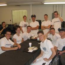 Eating lunch on the set of E-Ring after shooting their scene, 2005