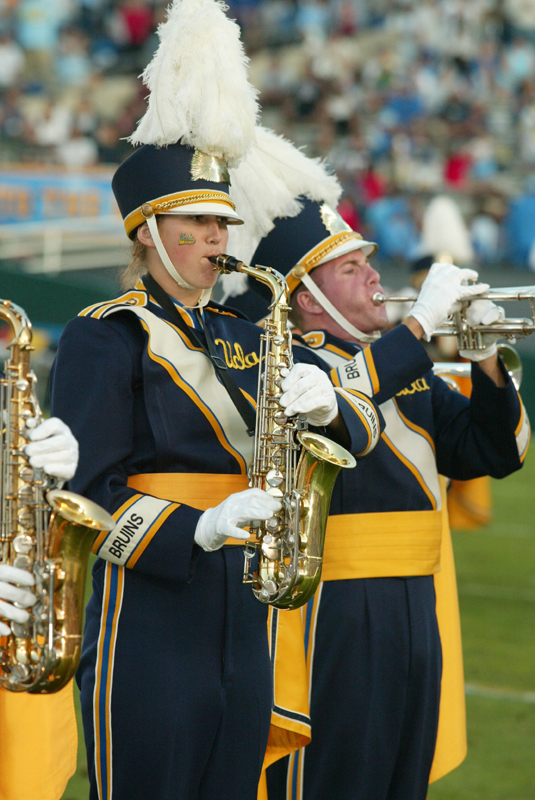 Hilary Strong & Brad Nott, SDSU game, October 2, 2004