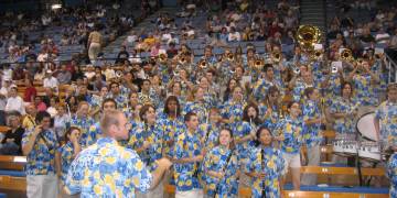 UCLA vs. Pepperdine Basketball 12/11/04