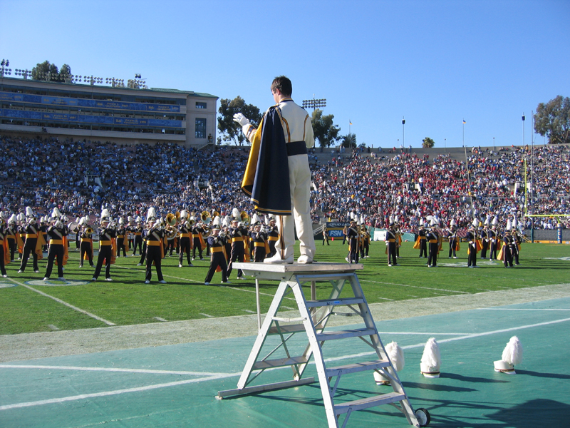 Drum Major Dan Thomson conducting "Moondance"