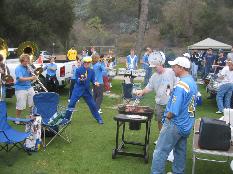 Band Juggler, Chris Smith at Rose Bowl tailgates, 2005