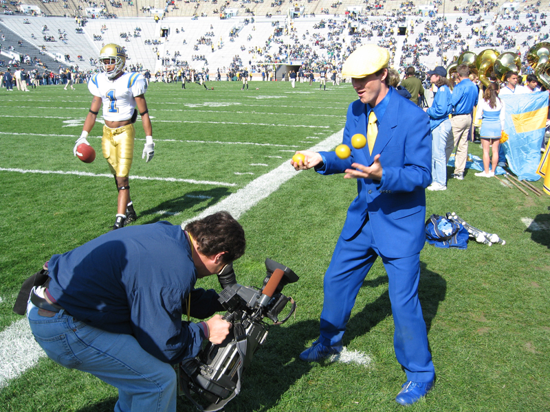 Band Juggler Chris Smith, Notre Dame, October 21, 2006