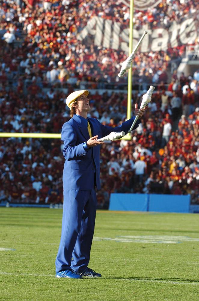 Band Juggler Chris Smith during halftime, USC game, December 2,  2006