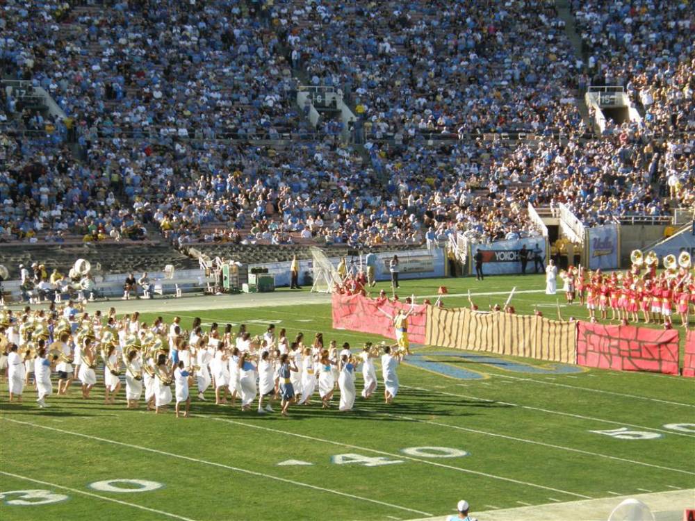 The Greeks sneak up on the Trojans, 2007 Downfall of Troy