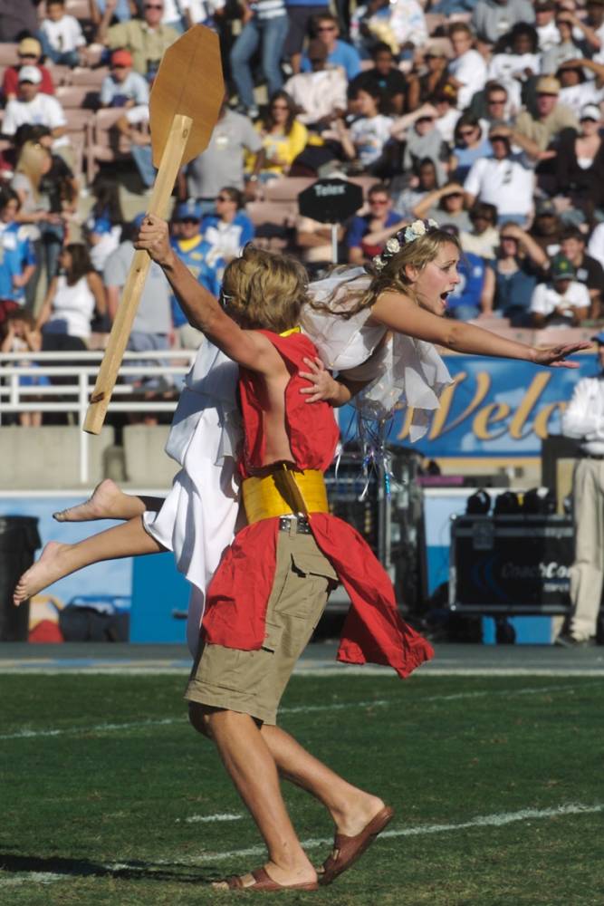 2007 UCLA Football vs Univ. of Oregon at the Rose Bo