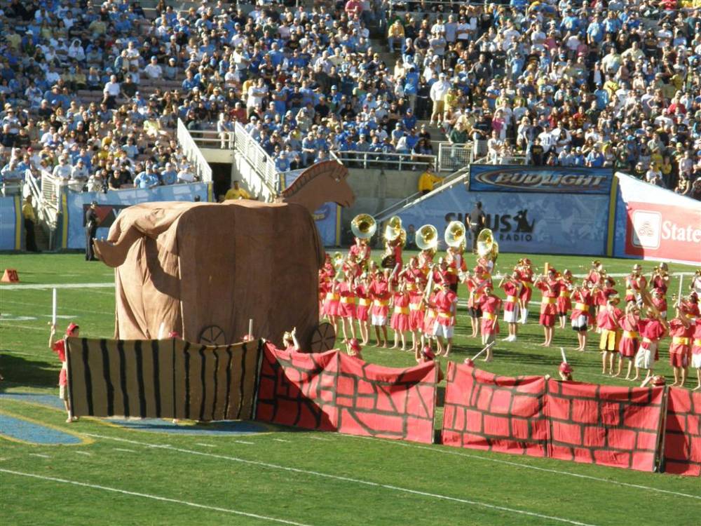 The Trojan Horse enters Troy, 2007 Downfall of Troy