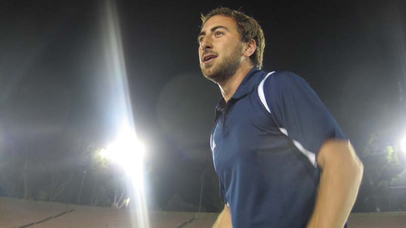 Matt Haines leads 8-Clap, Kansas State game, September 19, 2009