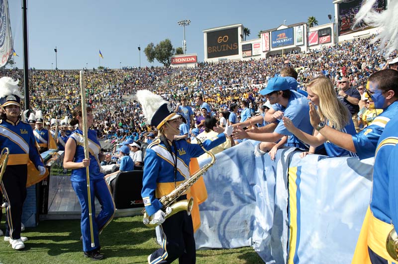 10/10/2009 -- Pasadena, California -- The UCLA March