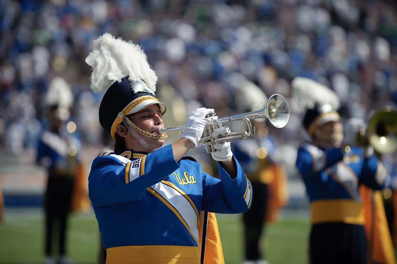 10/10/2009 -- Pasadena, California -- The UCLA March