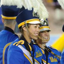 101204_BND2_0333x