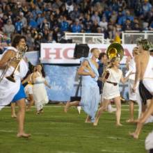 Greeks flee in terror, Downfall of Troy, November 19, 2011