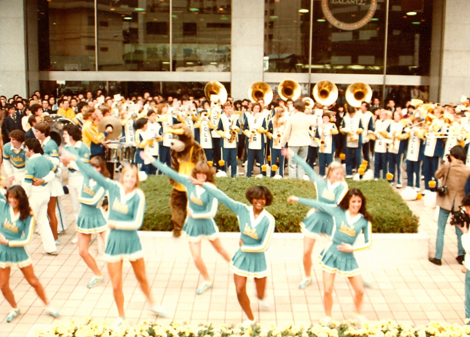 Spirit Squad in Courtyard