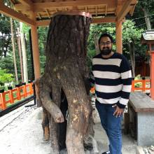 Sukhi Bassi at the Fushima Inari Shrine