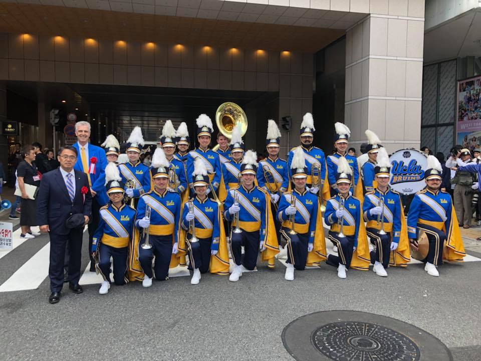 Group photo with Aichi Prefecture Governor Hideaki Ōmura