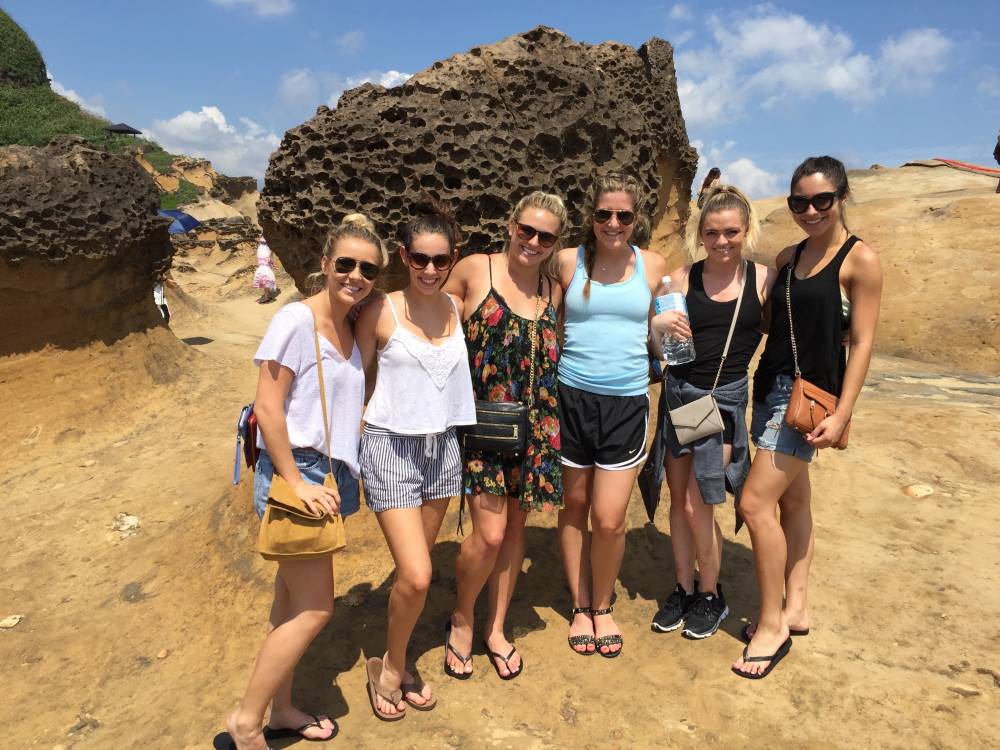 Yehliu Geopark 野柳地質公園 Dance Team