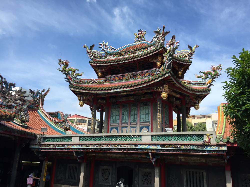 Longshan Temple 