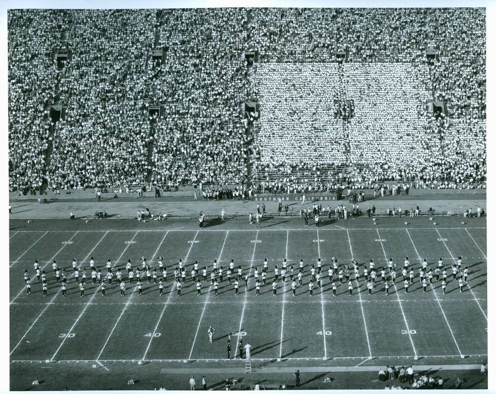 1963 11 30 USC game formation 3